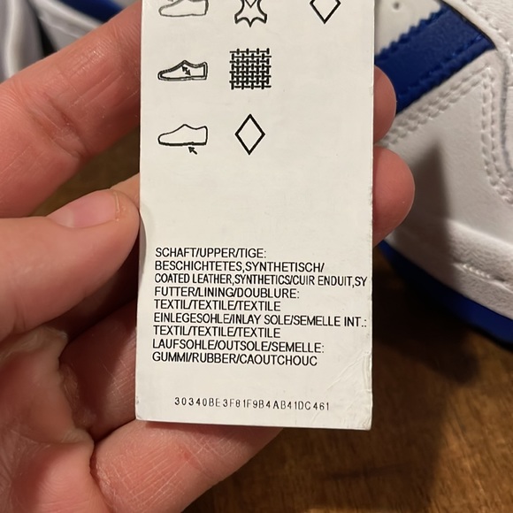 ADIDAS Forum Low Blue and White Sneaker - Picture 10 of 11